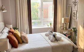 Contemporary 2 Bedroom Apartment In Limerick City